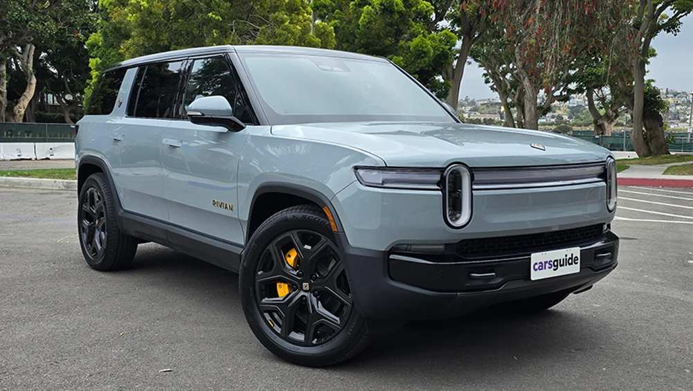 2025 Rivian R1S Tri-motor AWD (Image: Stephen Ottley)